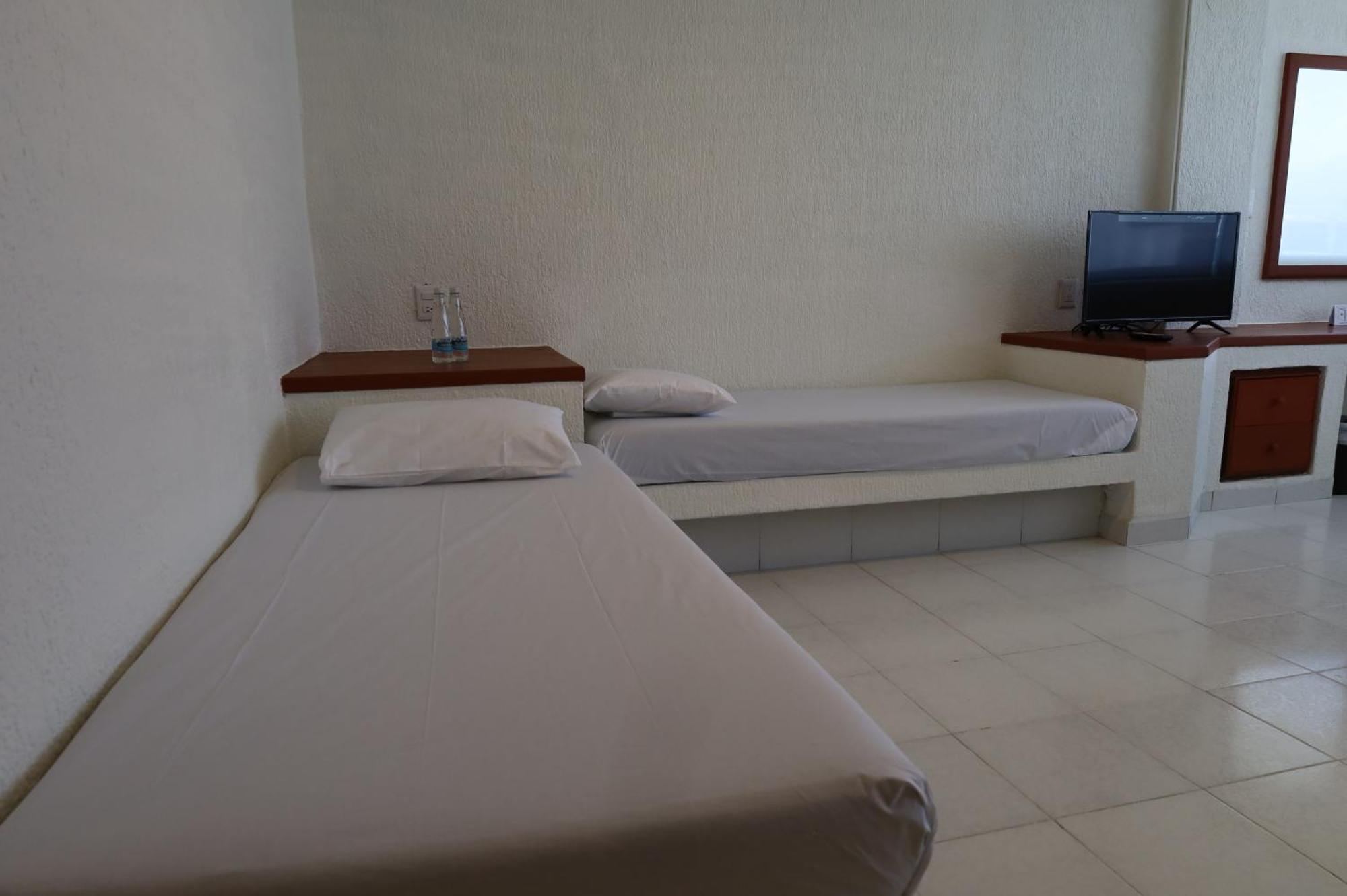 Aristos Hotel Acapulco