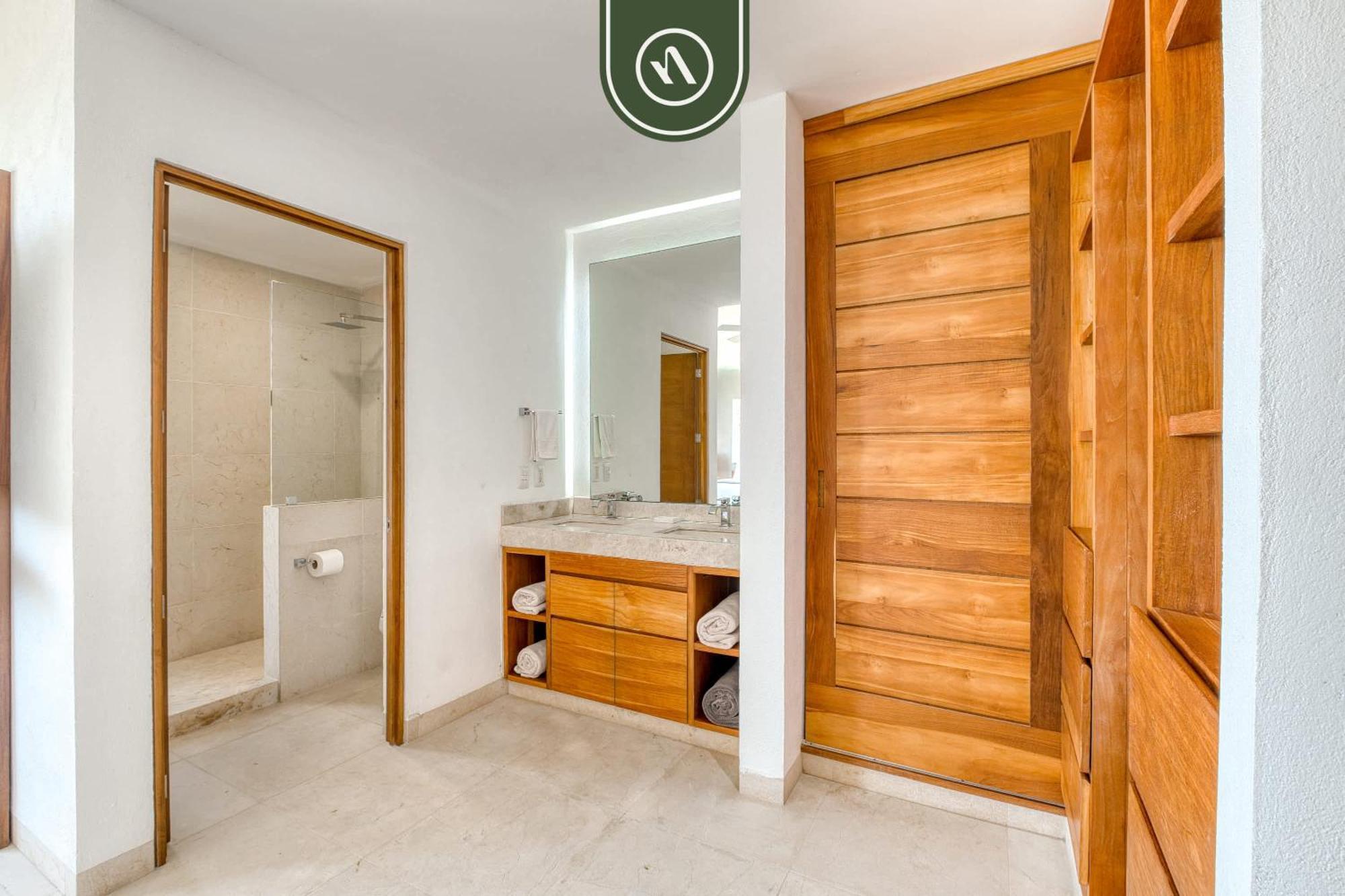 Luxury 4 Bedroom - Amazing Bay View - Pool Apartment Acapulco