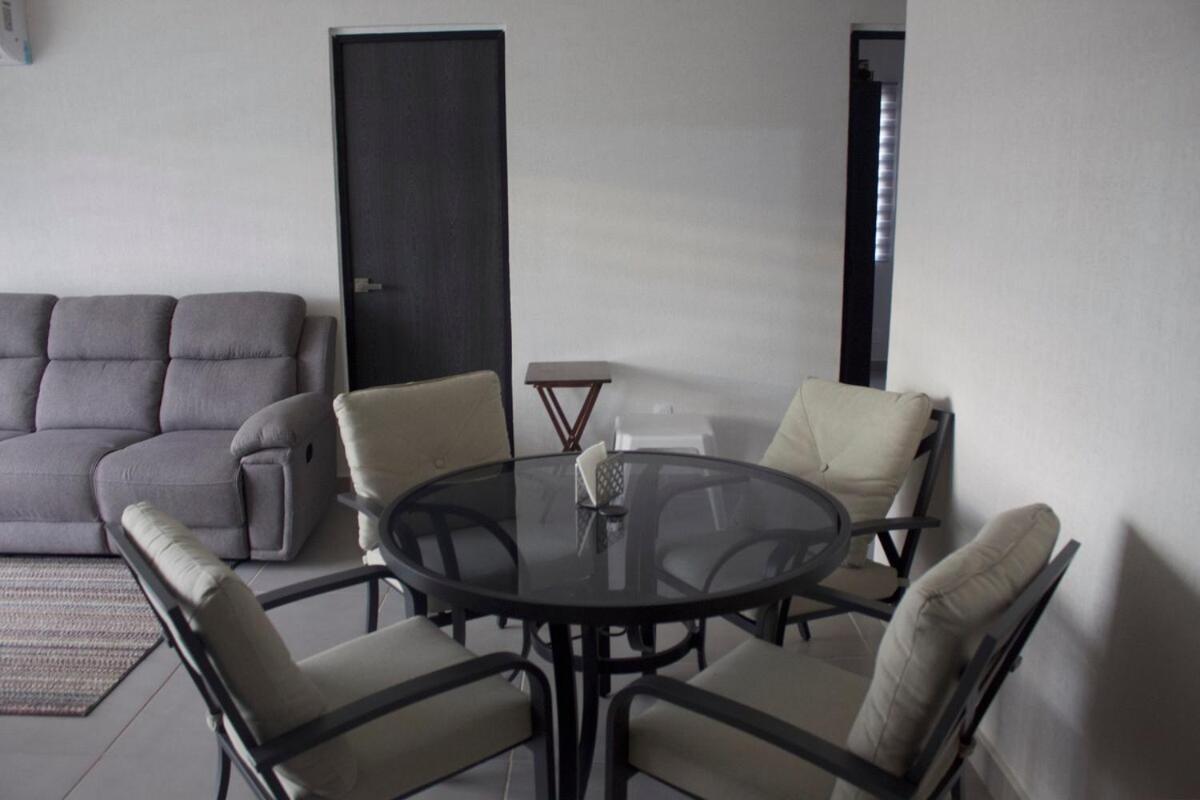 Departamento Diamante Apartment *