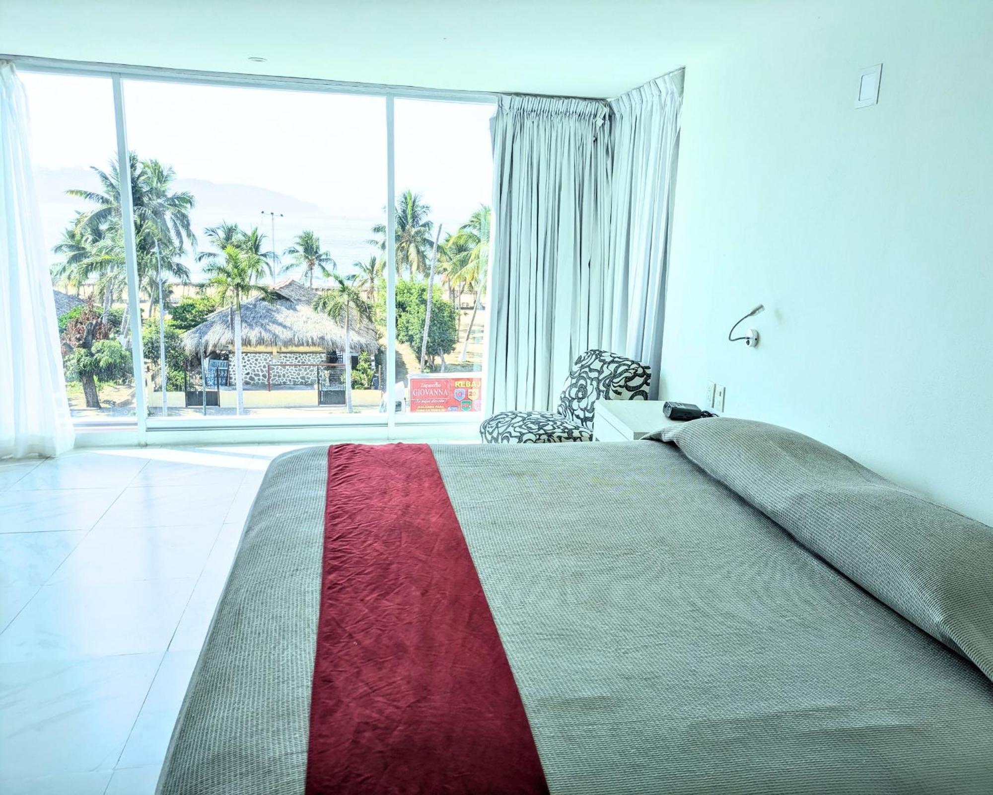 We Hotel 3*