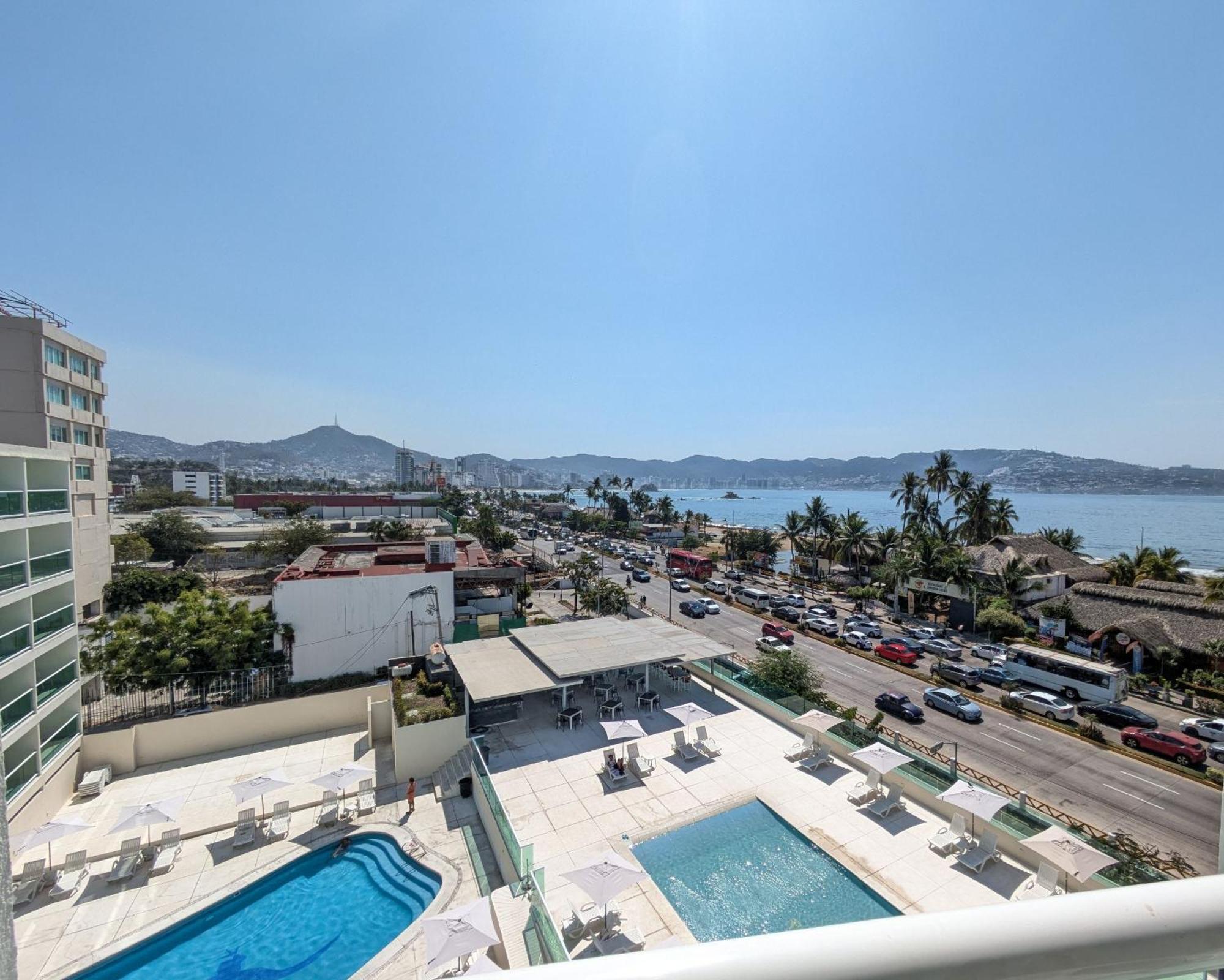 Hotel We 3*