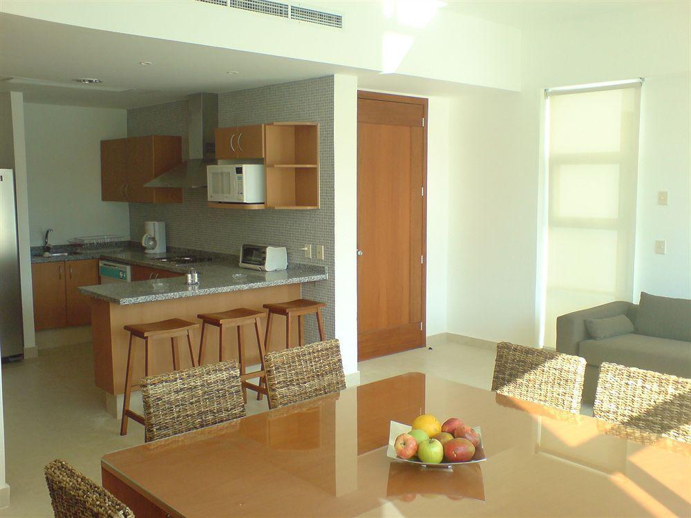 Hotel Mayan Lakes Acapulco