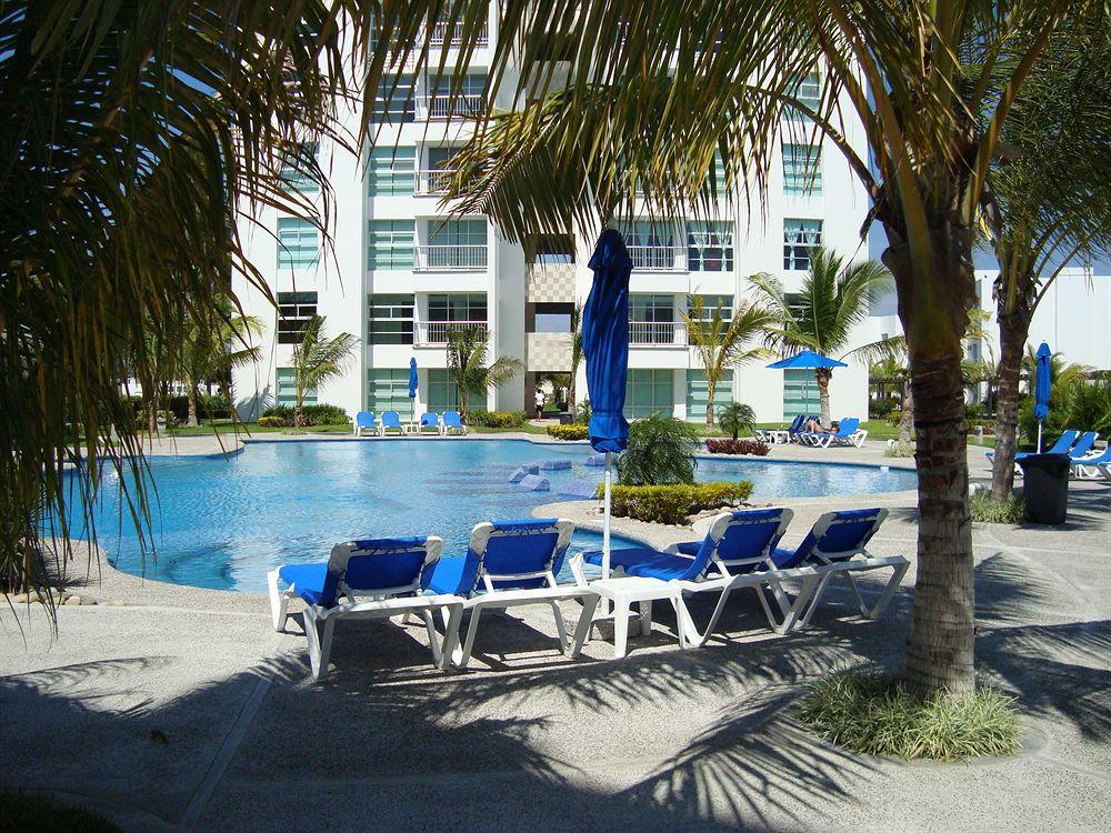 Mayan Lakes Hotel Acapulco