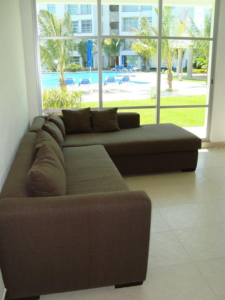 Mayan Lakes Acapulco