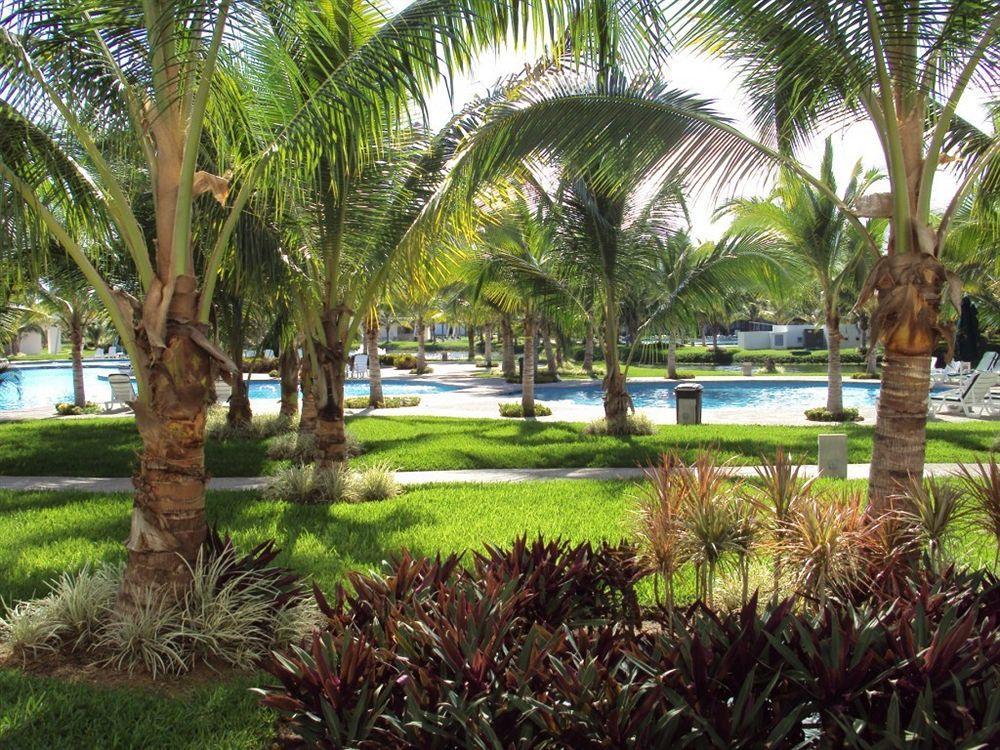 Mayan Lakes Acapulco