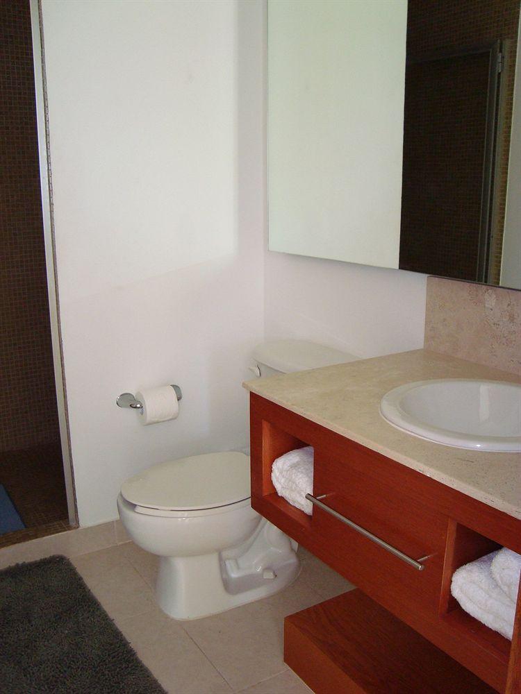 Mayan Lakes 4*