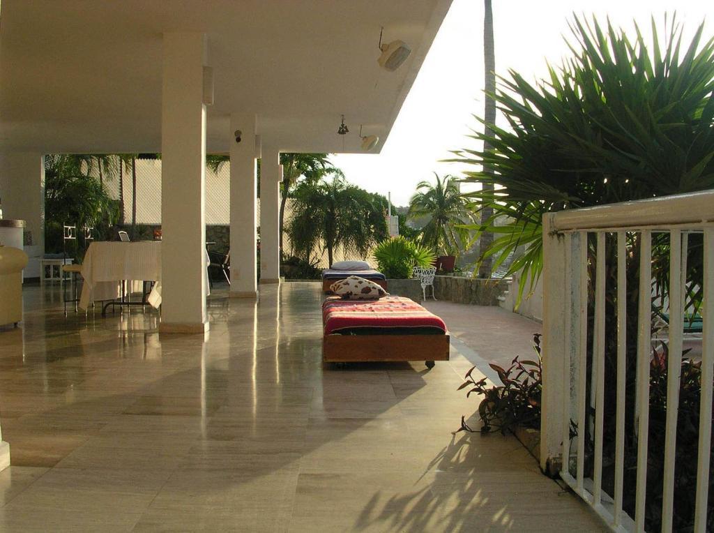 Pier D Luna