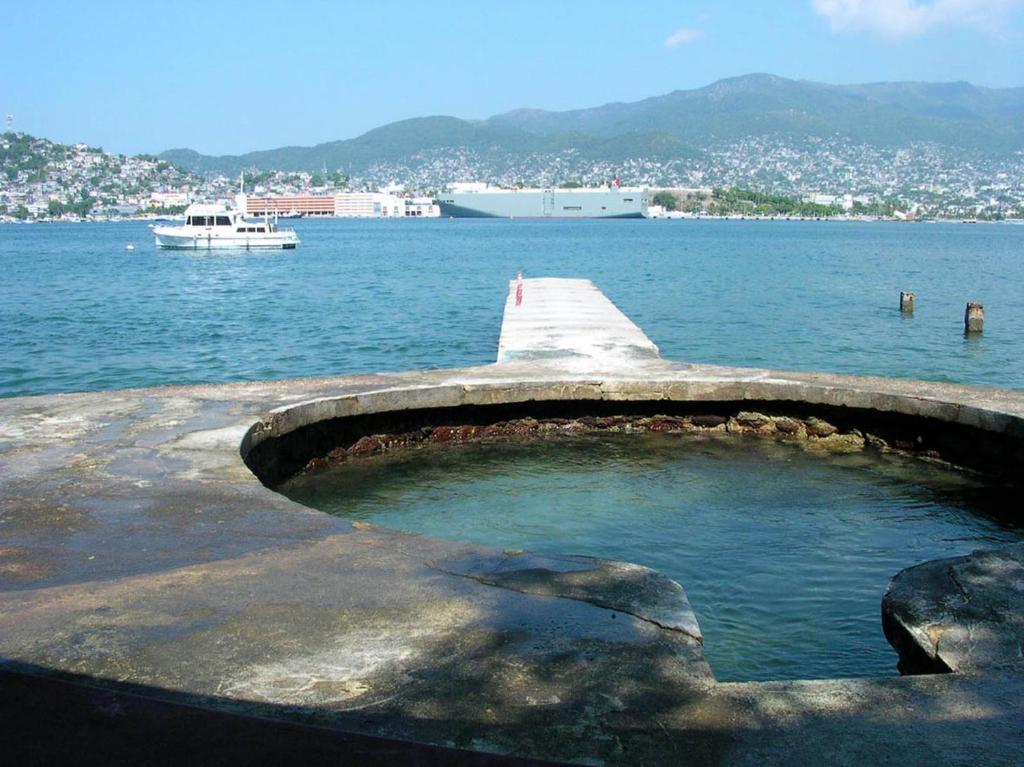 Pier D Luna 2* Acapulco