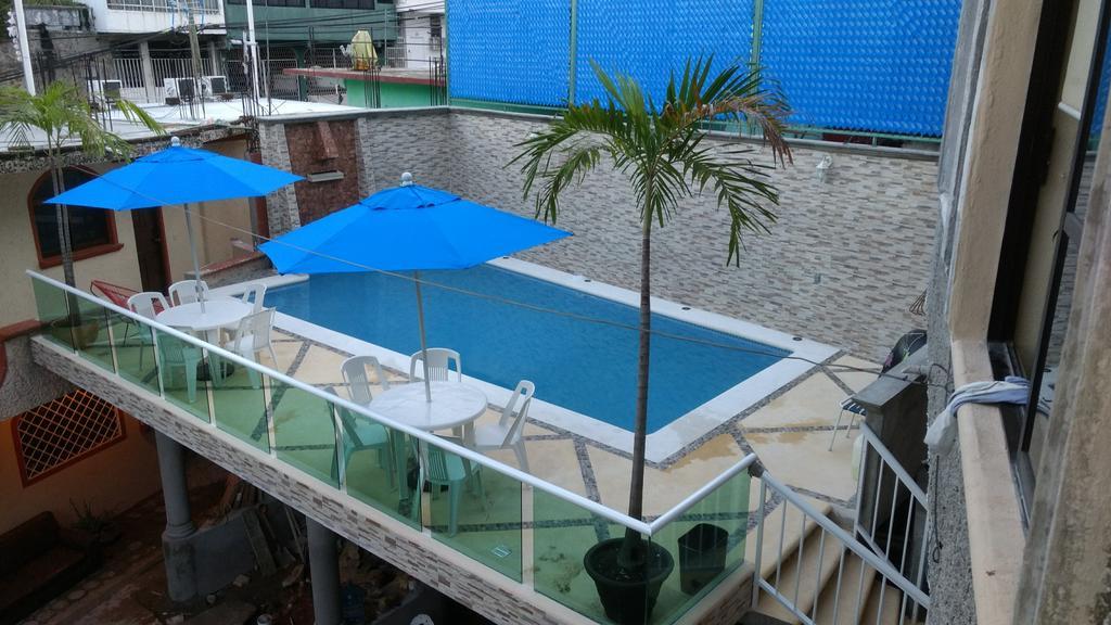 Y Olivares Acapulco