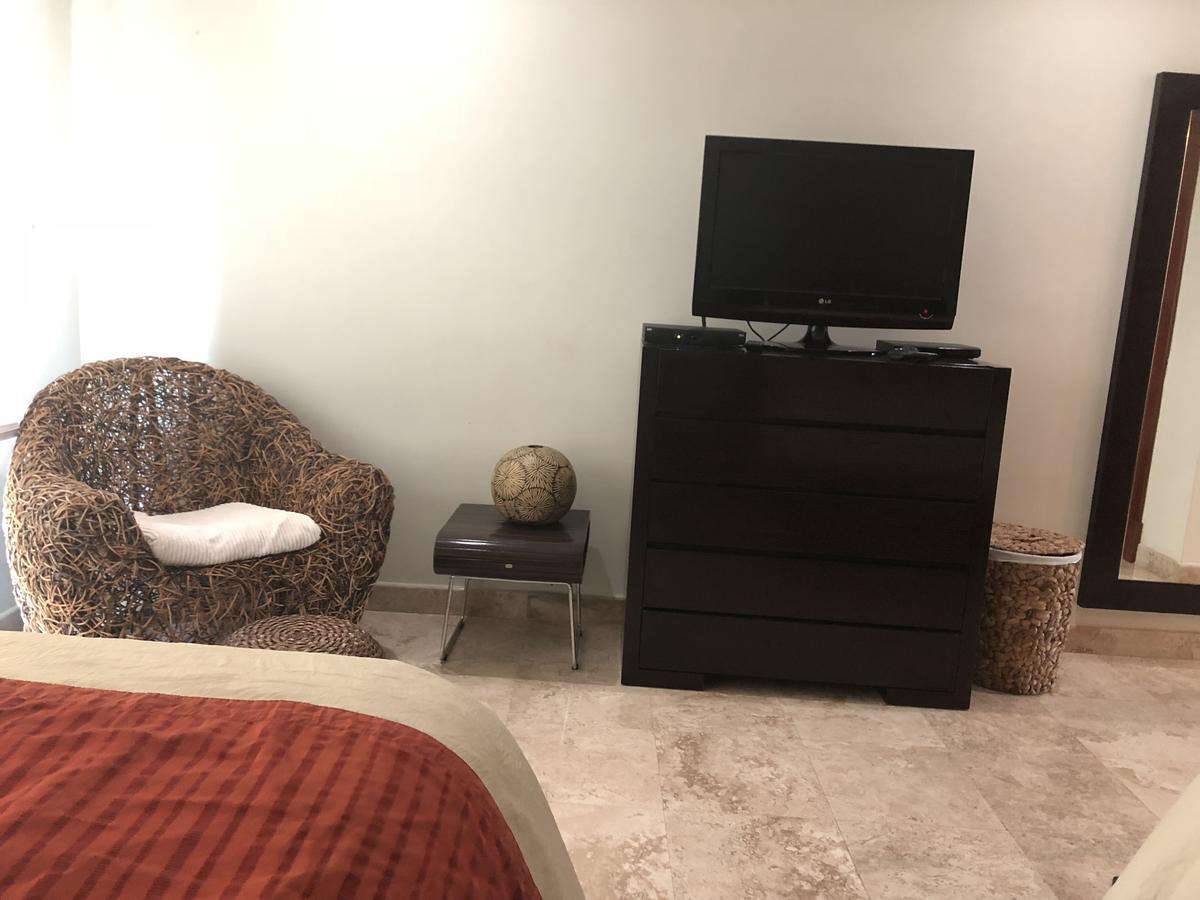 B Pichilingue Esmeralda Apt & Beach Club Apartamento Acapulco