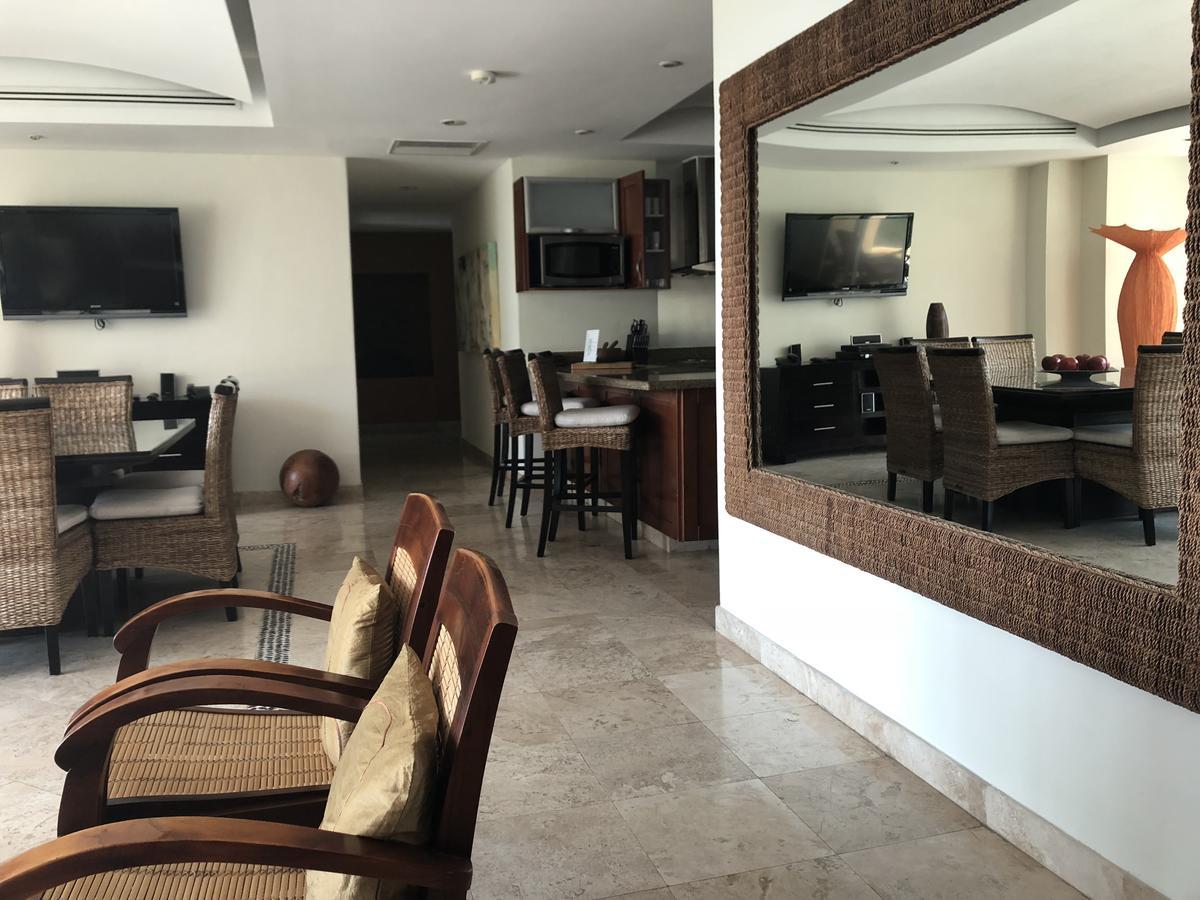 B Pichilingue Esmeralda Apt & Beach Club Apartamento *