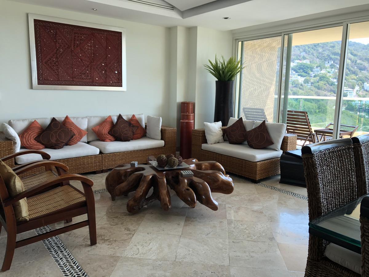 B Pichilingue Esmeralda Apt & Beach Club Acapulco