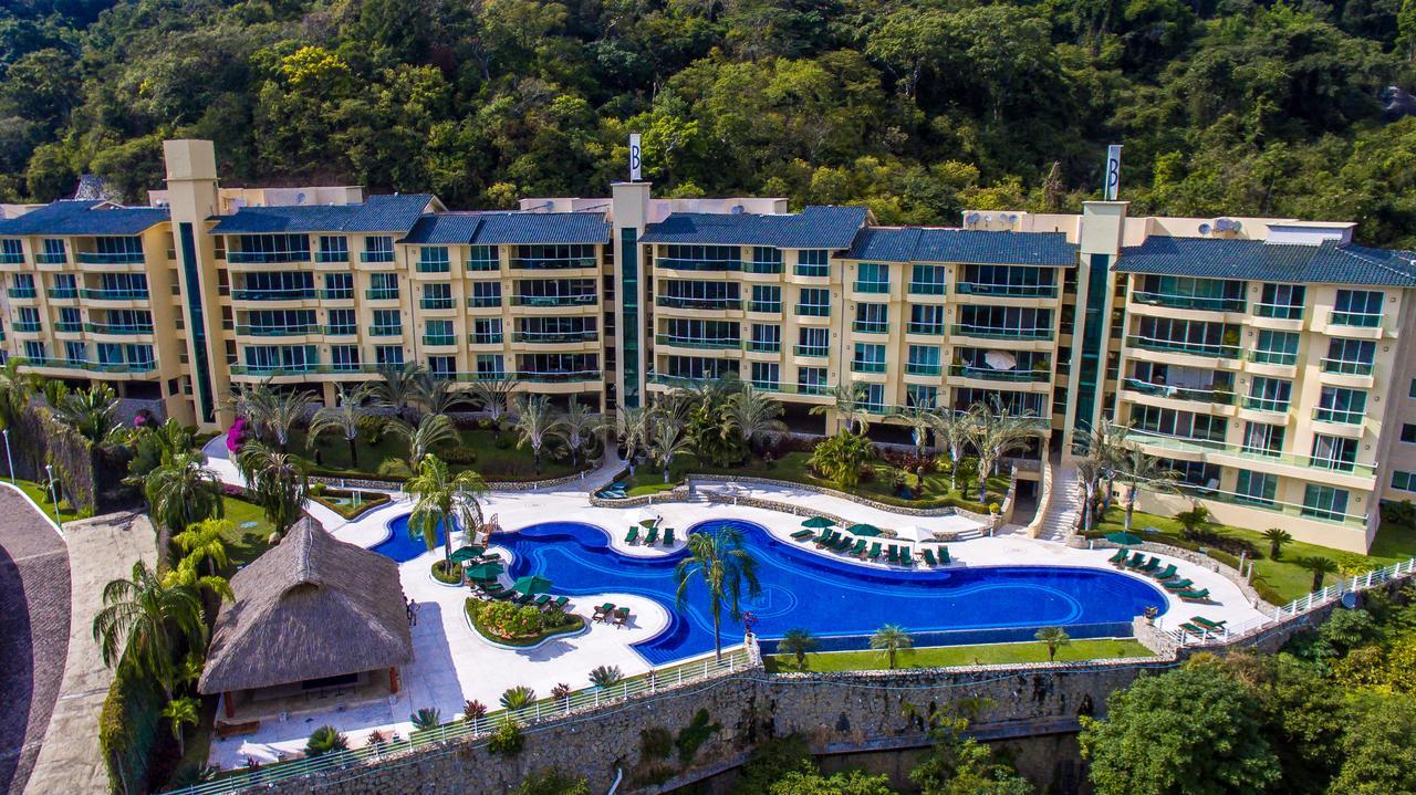 B Pichilingue & Club Acapulco