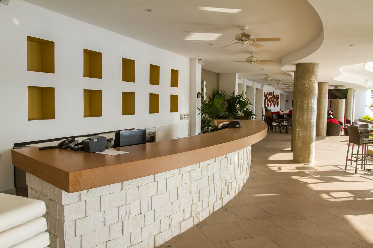 B Pichilingue & Club Aparthotel