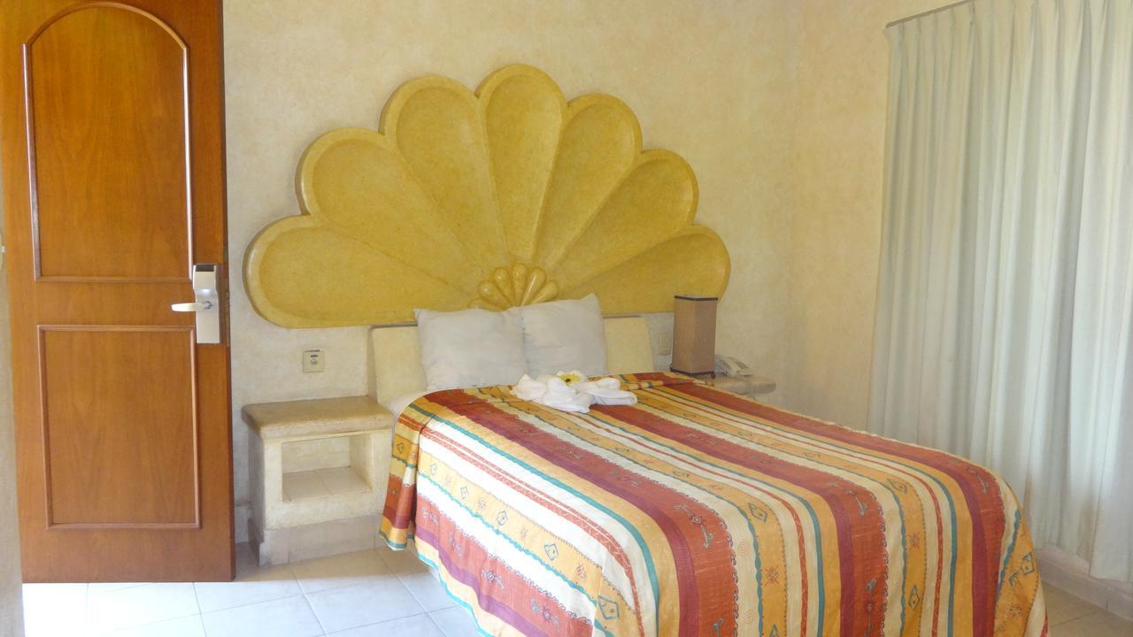 Hotel La Lupita 3*