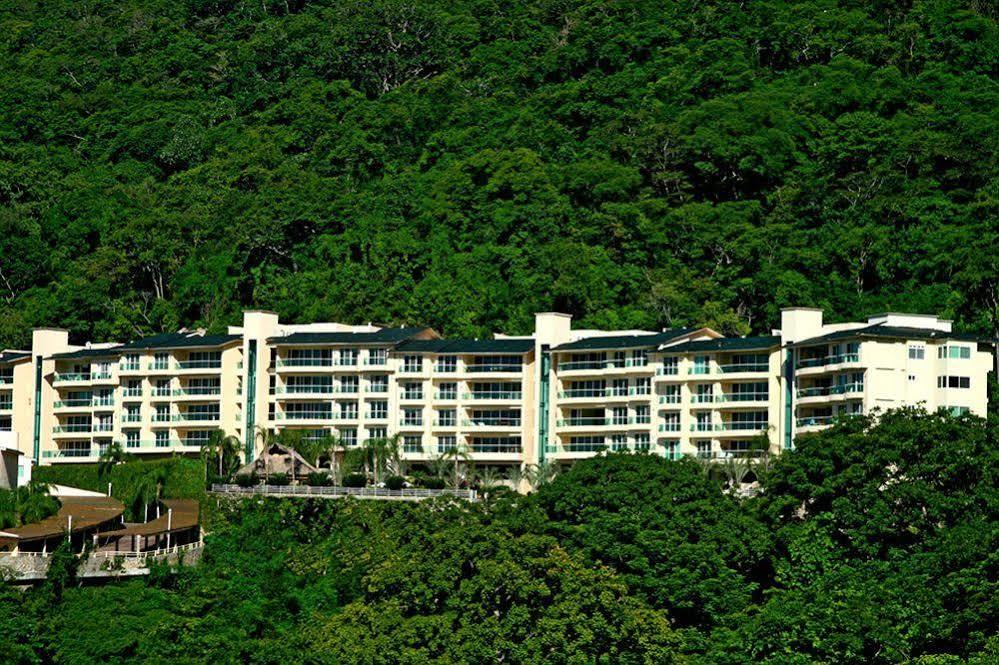 B Pichilingue & Club 5*