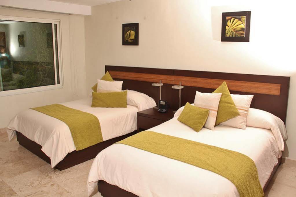 Aparthotel B Pichilingue & Club