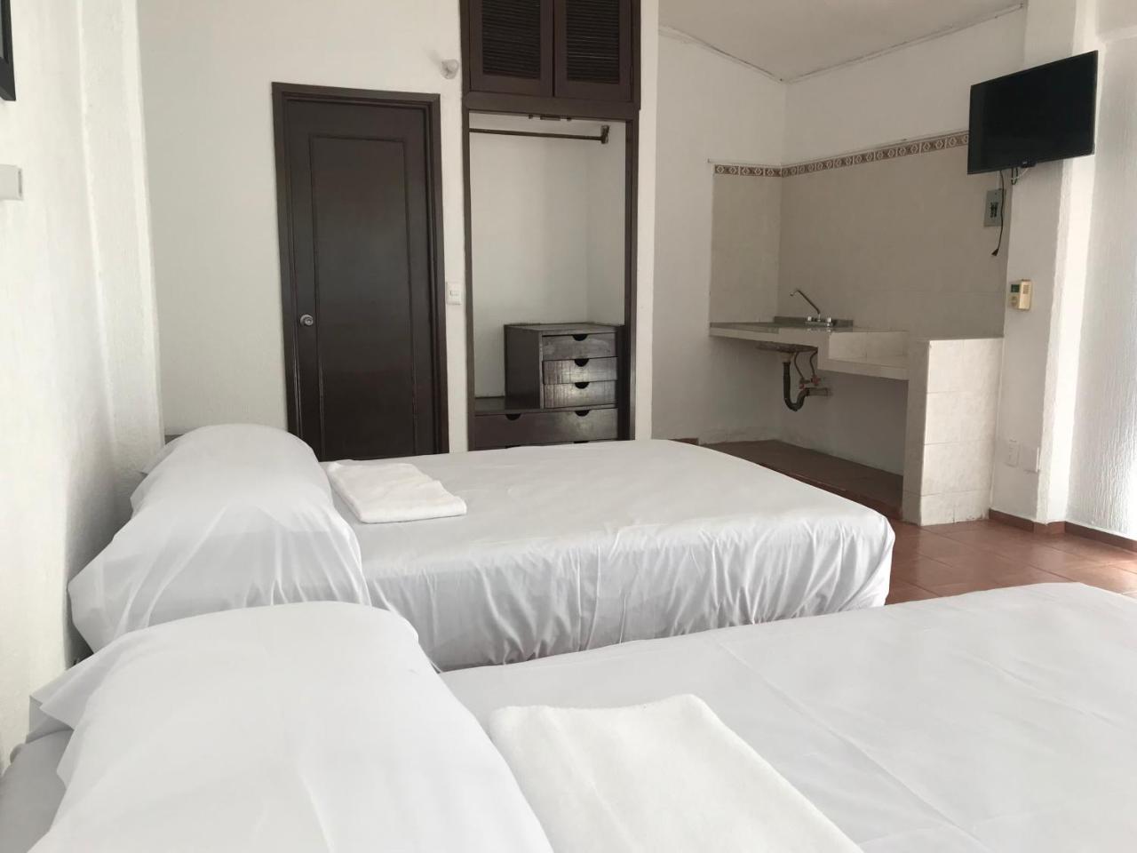 Hotel Karoline Acapulco