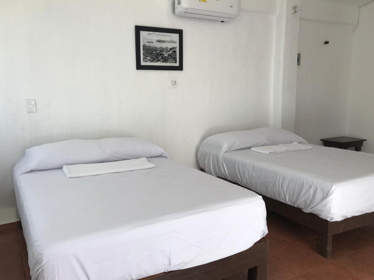 Karoline Hotel 2*