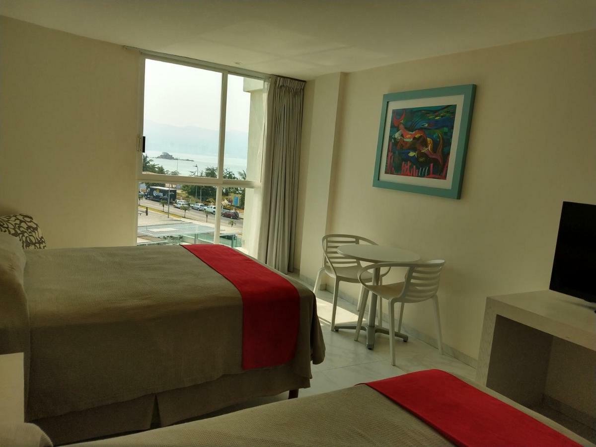 We Hotel