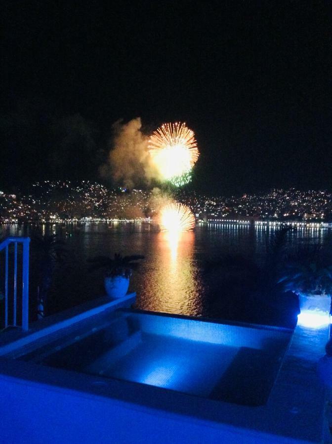 Pier D Luna Pensión Acapulco