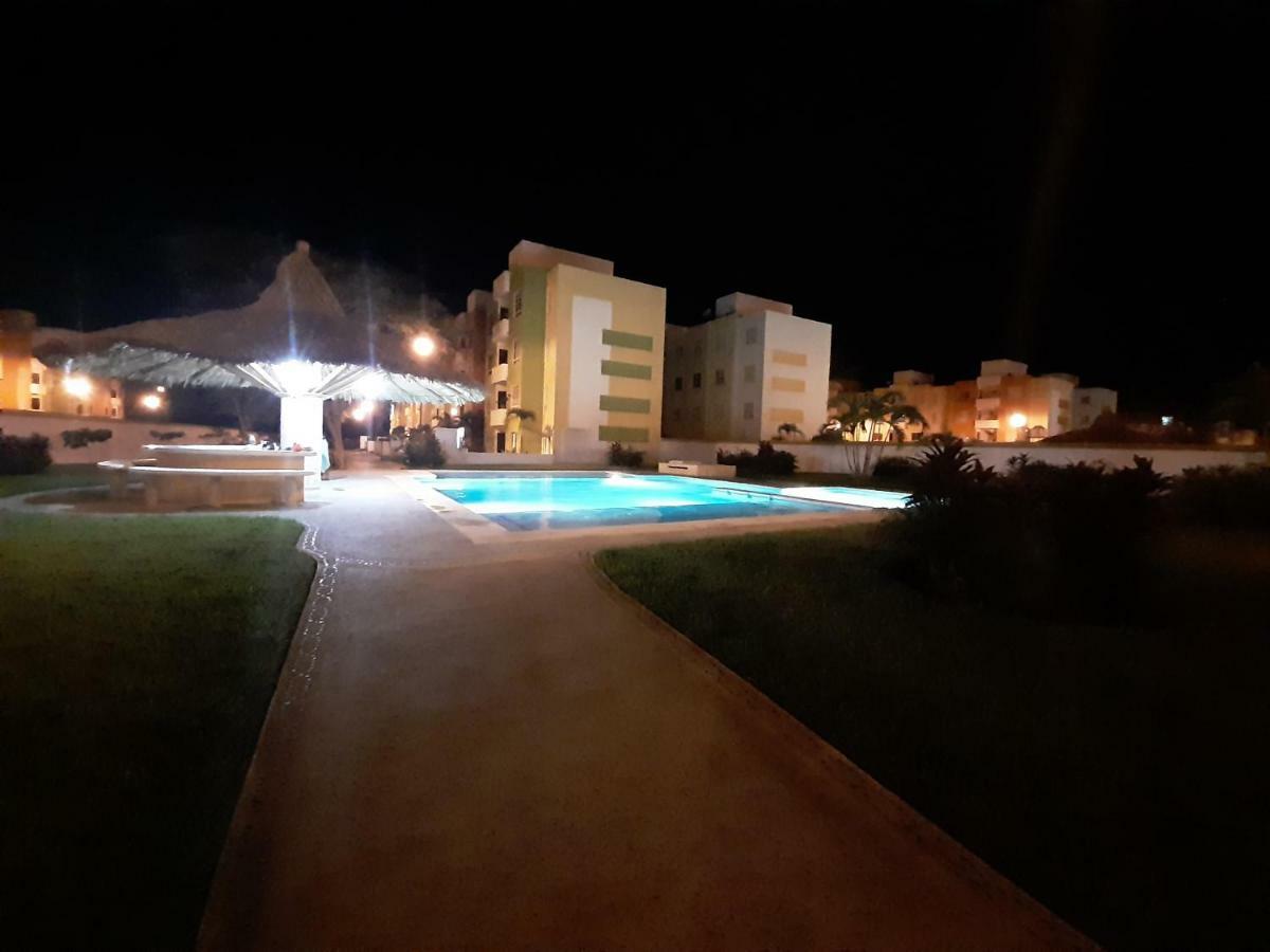 Victor House *
