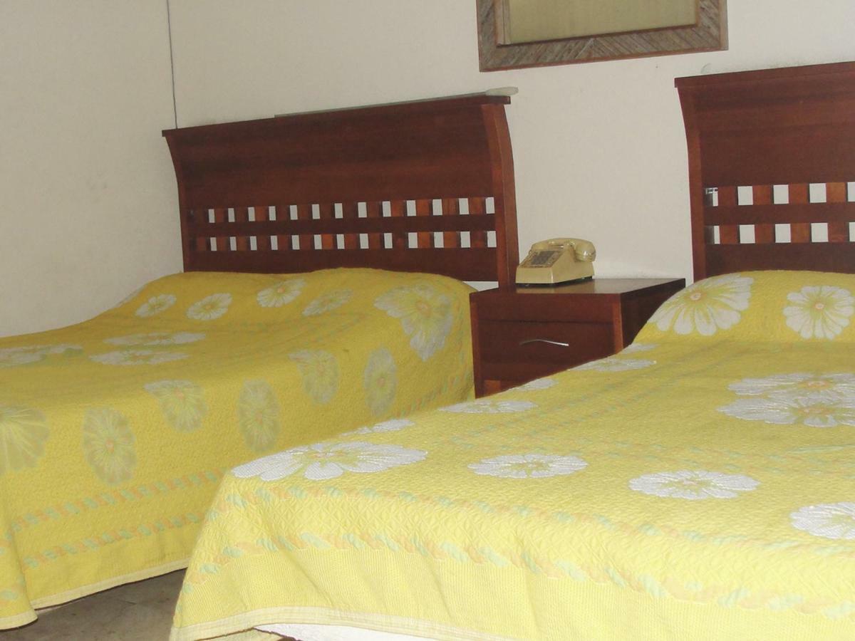 Hotel Caleta View And Bungalows 2*