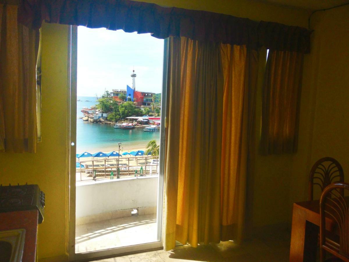 Hotel Caleta View And Bungalows