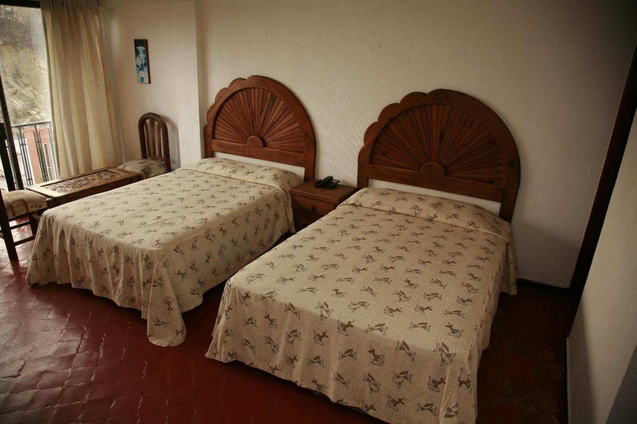 Punta Coral 3*