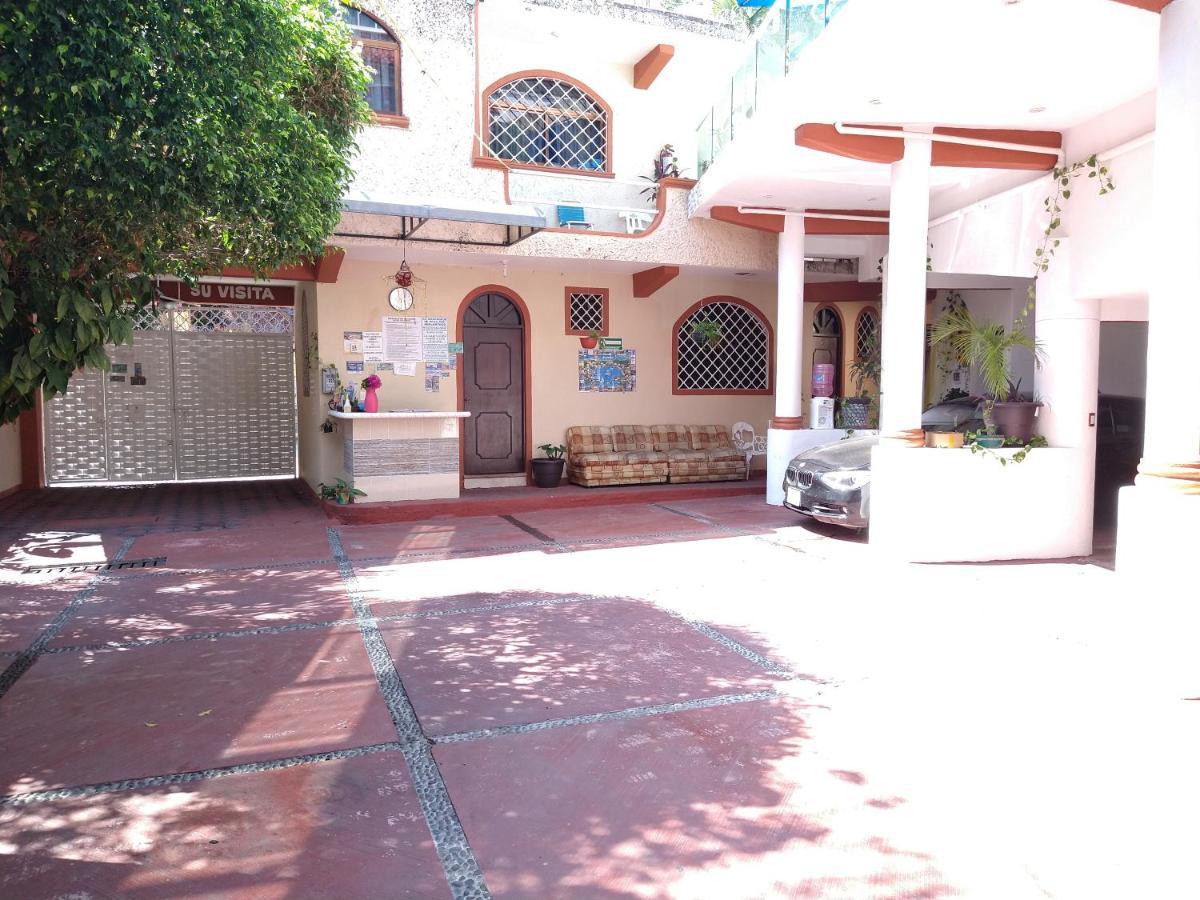 Guest house Y Olivares