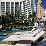 Luxury Apartment Mayan Lakes