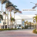 Beautiful Apartment In Dream Acapulco Diamante