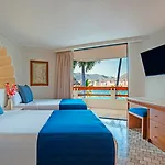 Park Royal Beach Acapulco