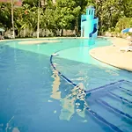 Condo Oceanic 2000