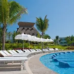 Grand Mayan Acapulco