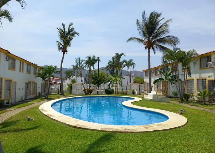 Casa En Condominio 2R Alberca Compartida