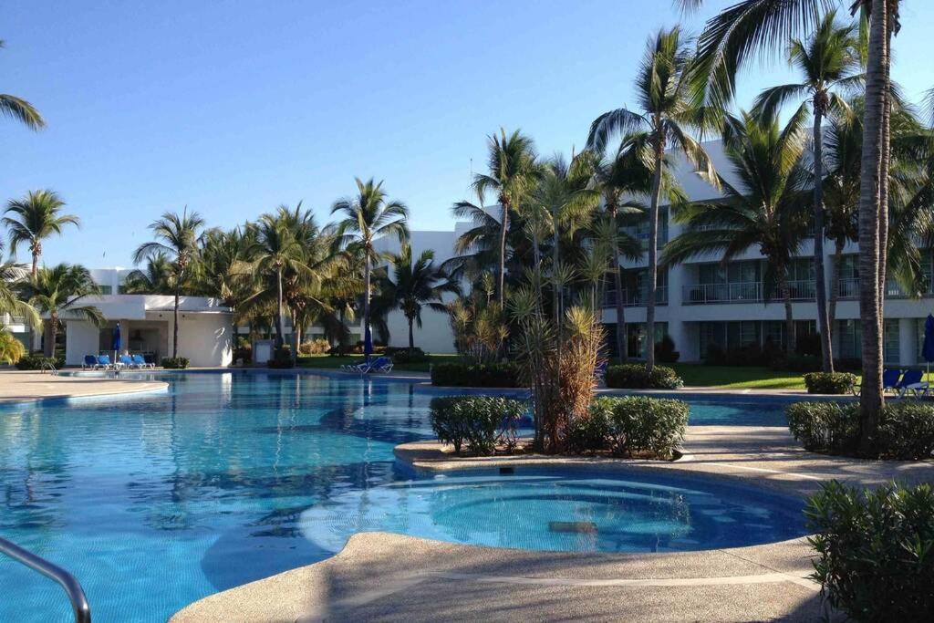 Luxury Mayan Lakes * Acapulco