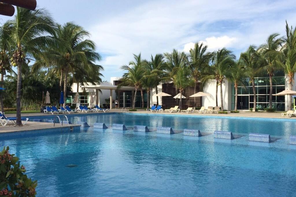 Luxury Mayan Lakes Acapulco
