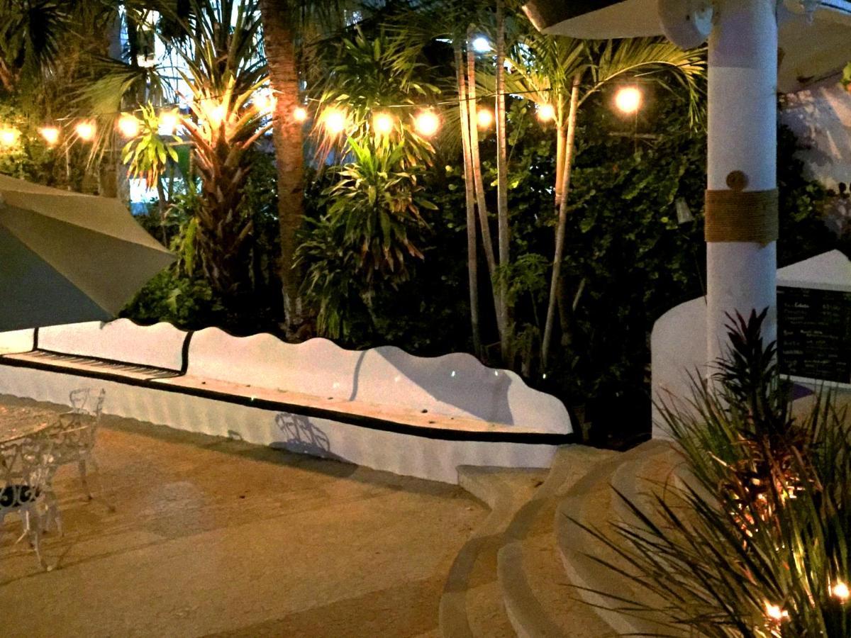 Villa Palmitas Acogedor Departamento Nivel Piscina Gigante Jardines * Acapulco