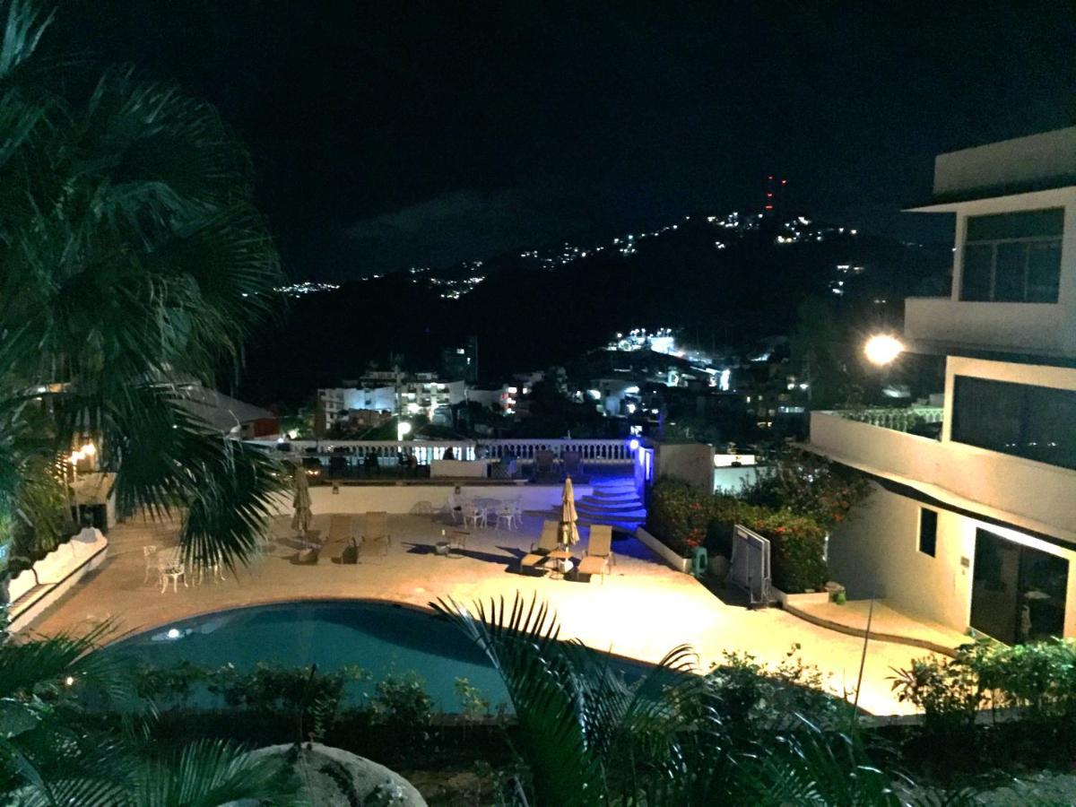 Villa Palmitas Acogedor Departamento Nivel Piscina Gigante Jardines Villa *
