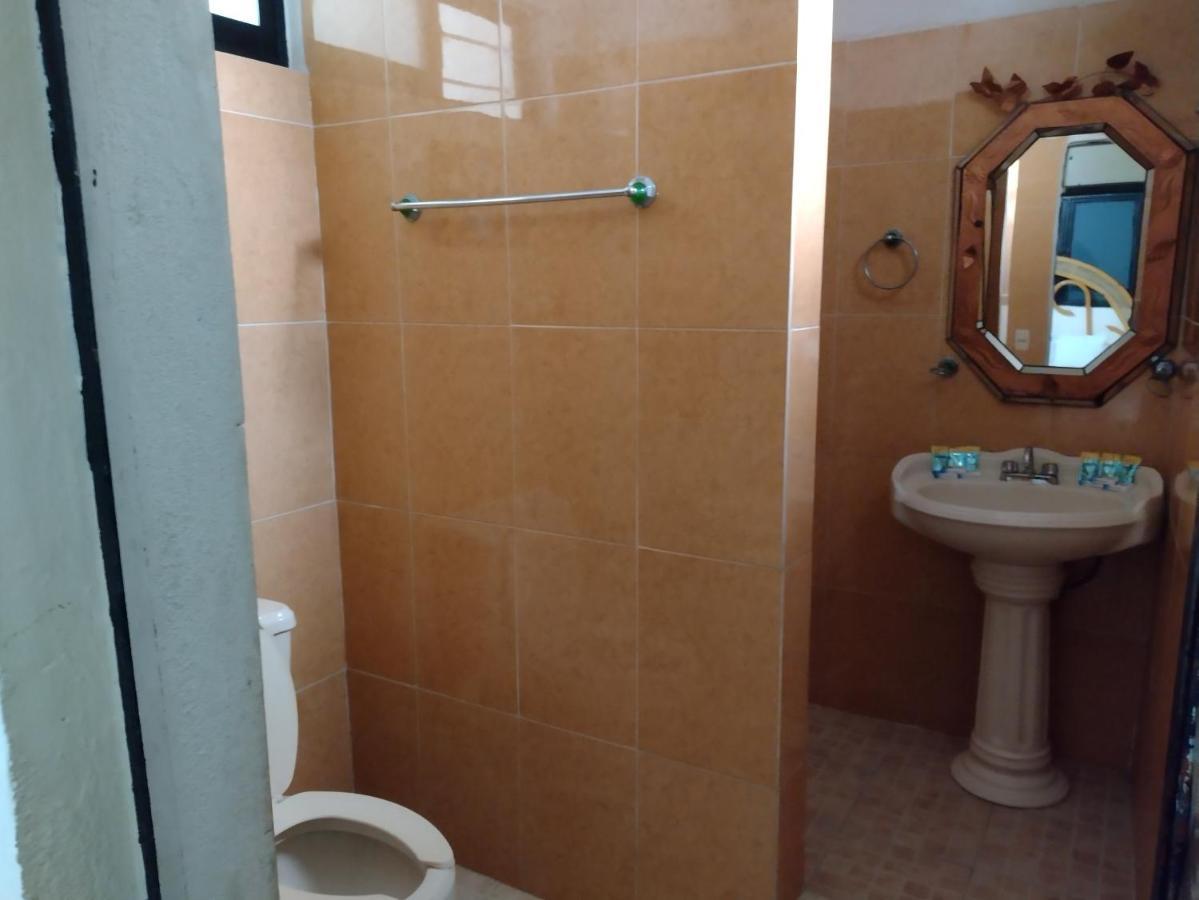 Economy hotel Ashly Boulevard Acapulco