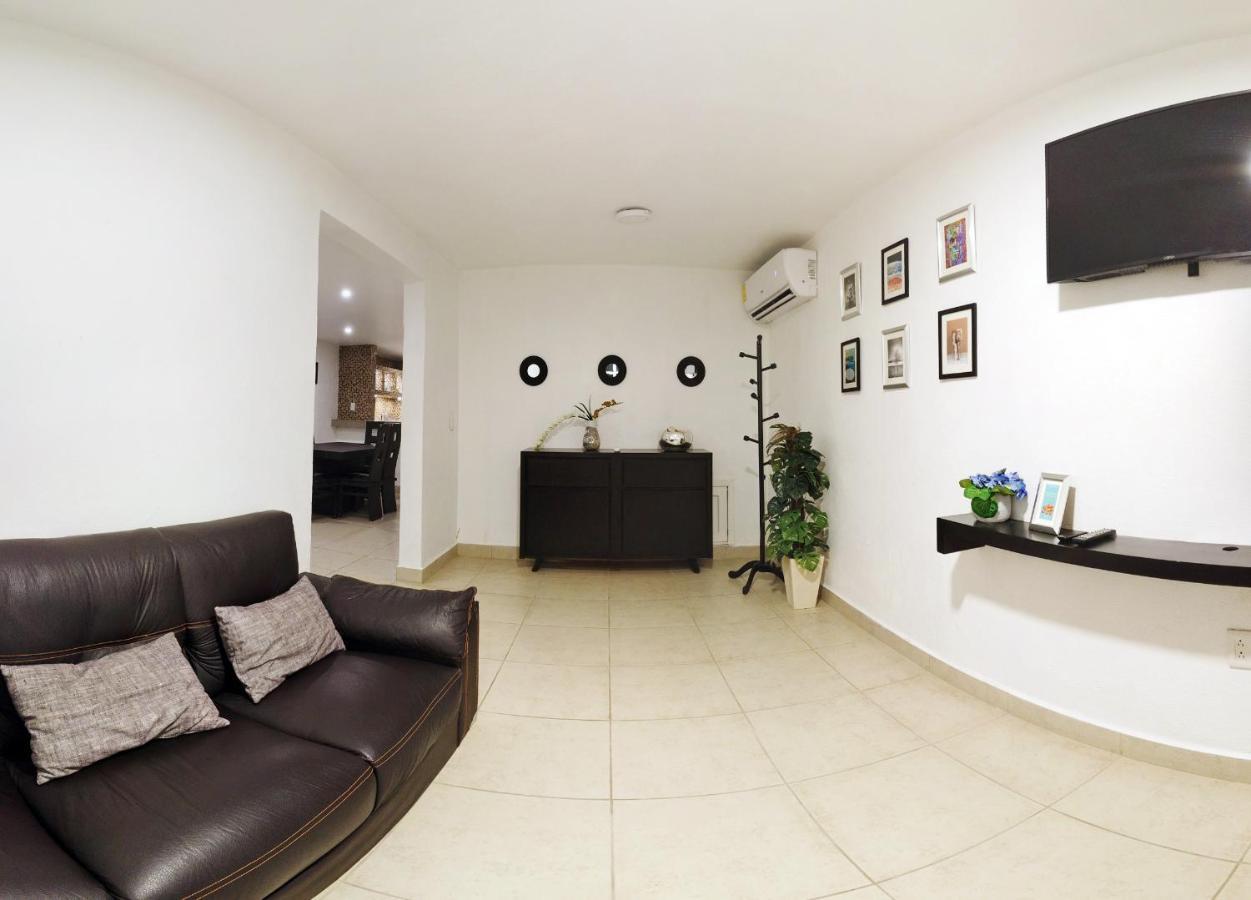 Villa Hominngbird Acapulco