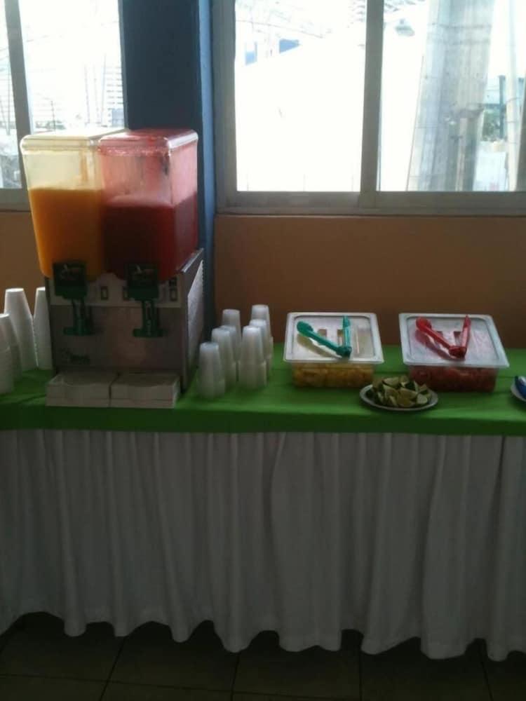 Hotel Dorados 3*