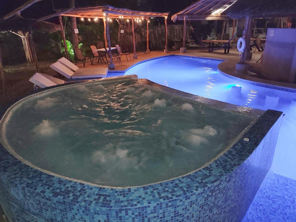 Hotel Ashly Loma Larga 3*