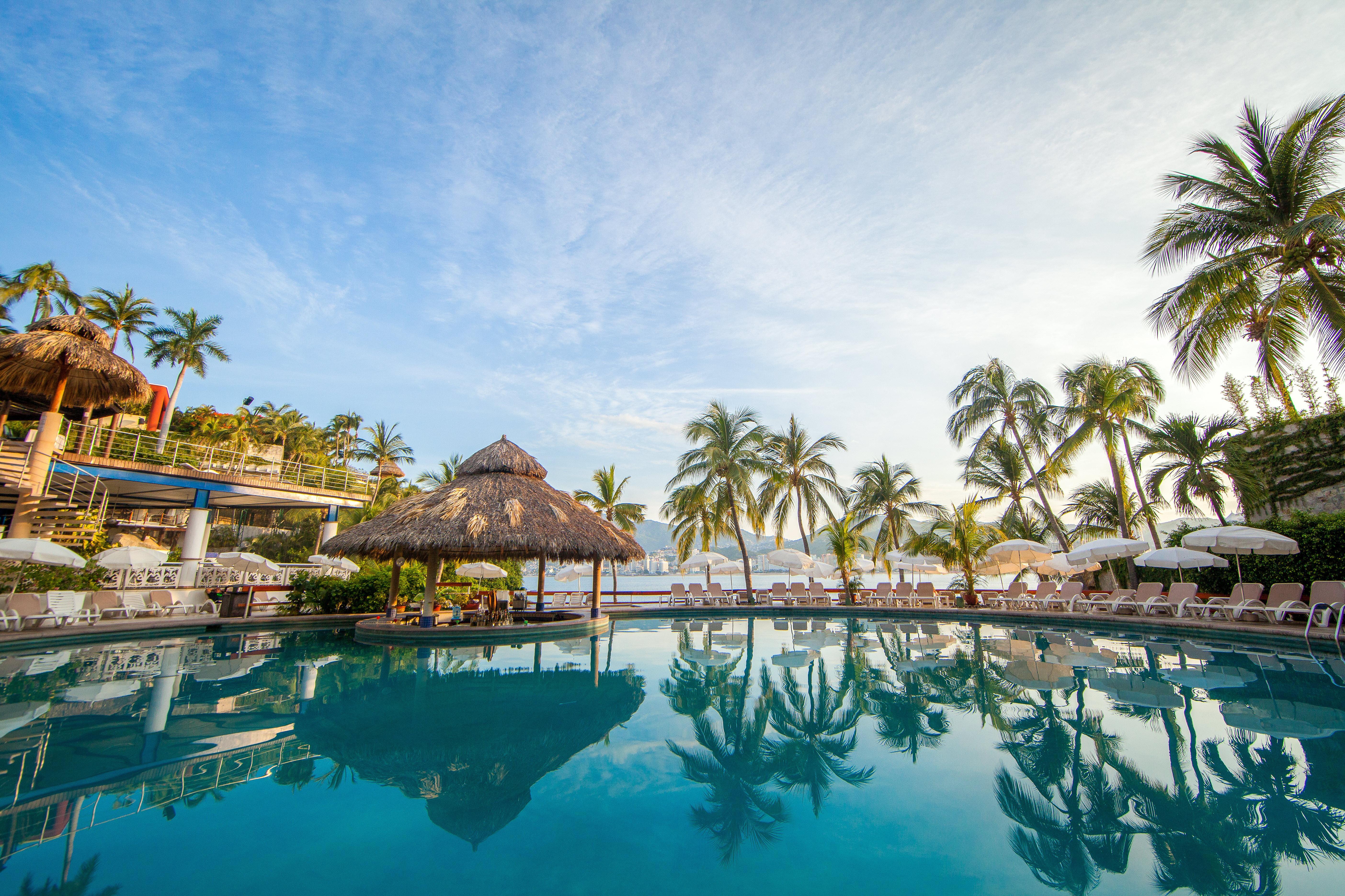 Park Royal 4*