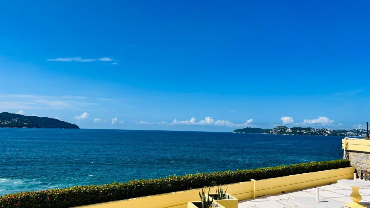 Nikko Suites *