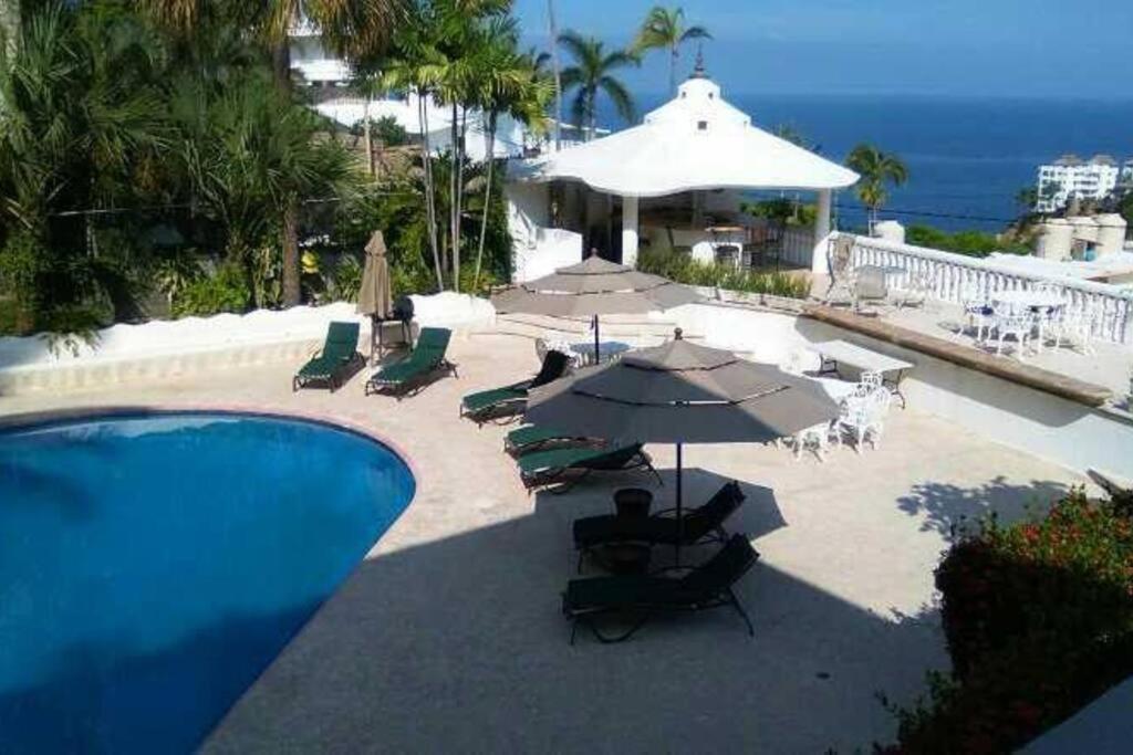 Villa Palmitas Acogedor Departamento Nivel Piscina Gigante Jardines
