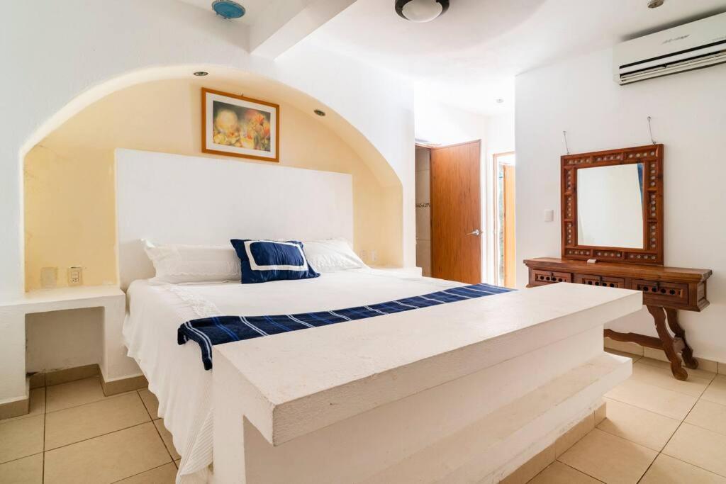Villa Palmitas Acogedor Departamento Nivel Piscina Gigante Jardines Acapulco