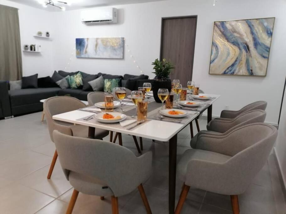 Depto. Frente Al Mar Con Club De Playa Apartment