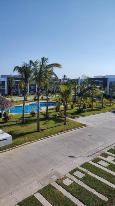 Depto. Frente Al Mar Con Club De Playa *